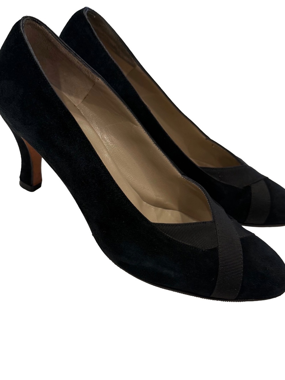 Salvatore Ferragamo Black Suede  3” Heel Pumps Grosgrain Trim Detail - Sz 8 EUC